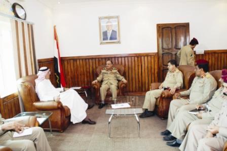 وزير الدفاع لدى لقائه السفير السعودي أمس